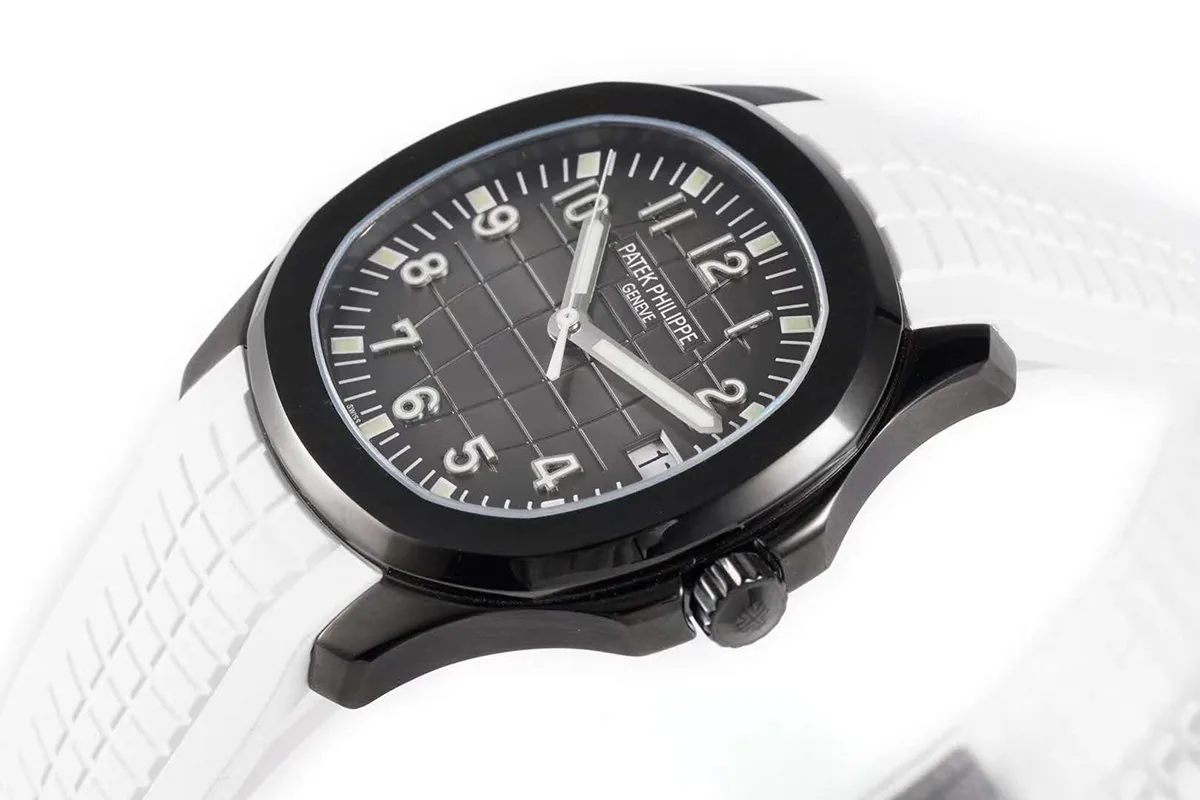 Aquanaut 5167A ‘Black Venom Limited Edition’ Black Dial on White Rubber Strap - Image 3