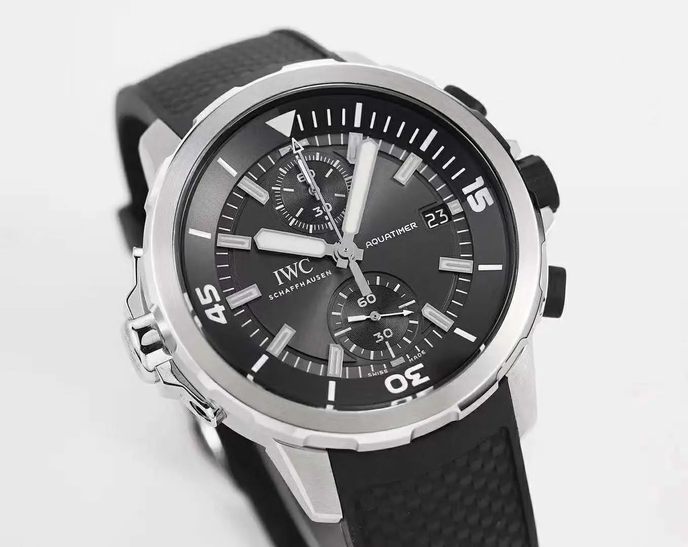 Aquatimer Chronograph Edition IW379506 “Sharks” - Image 6
