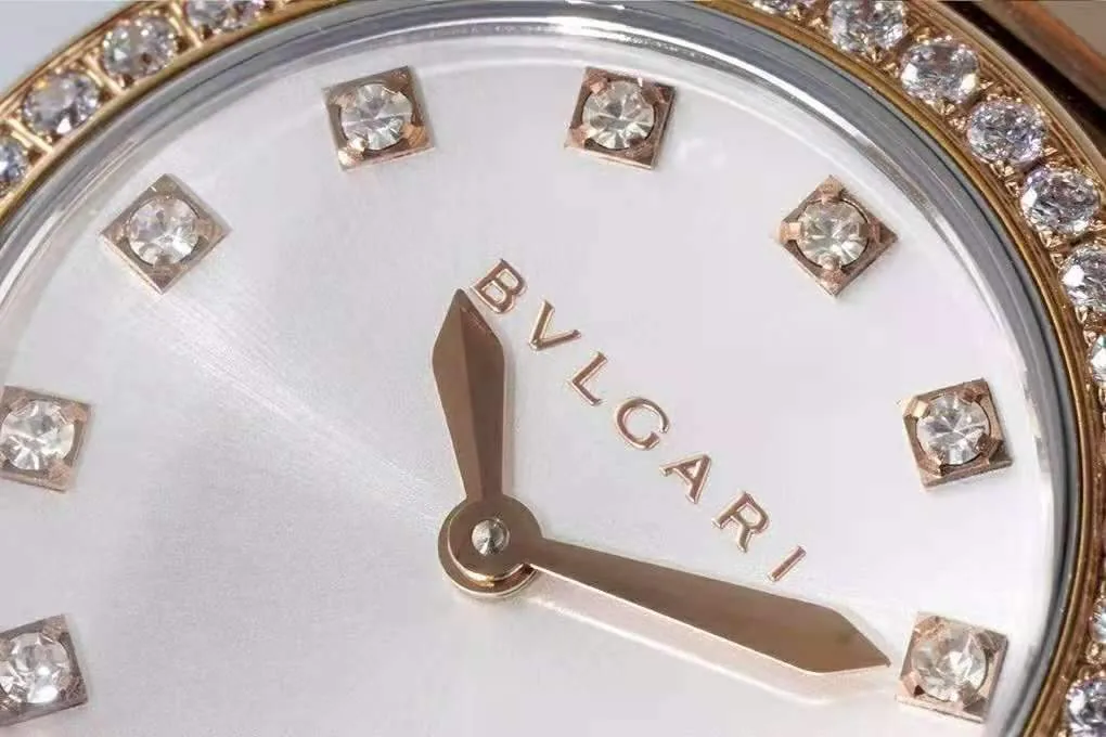 Lvcea cadran argenté en or rose/acier lunette diamants – Image 3