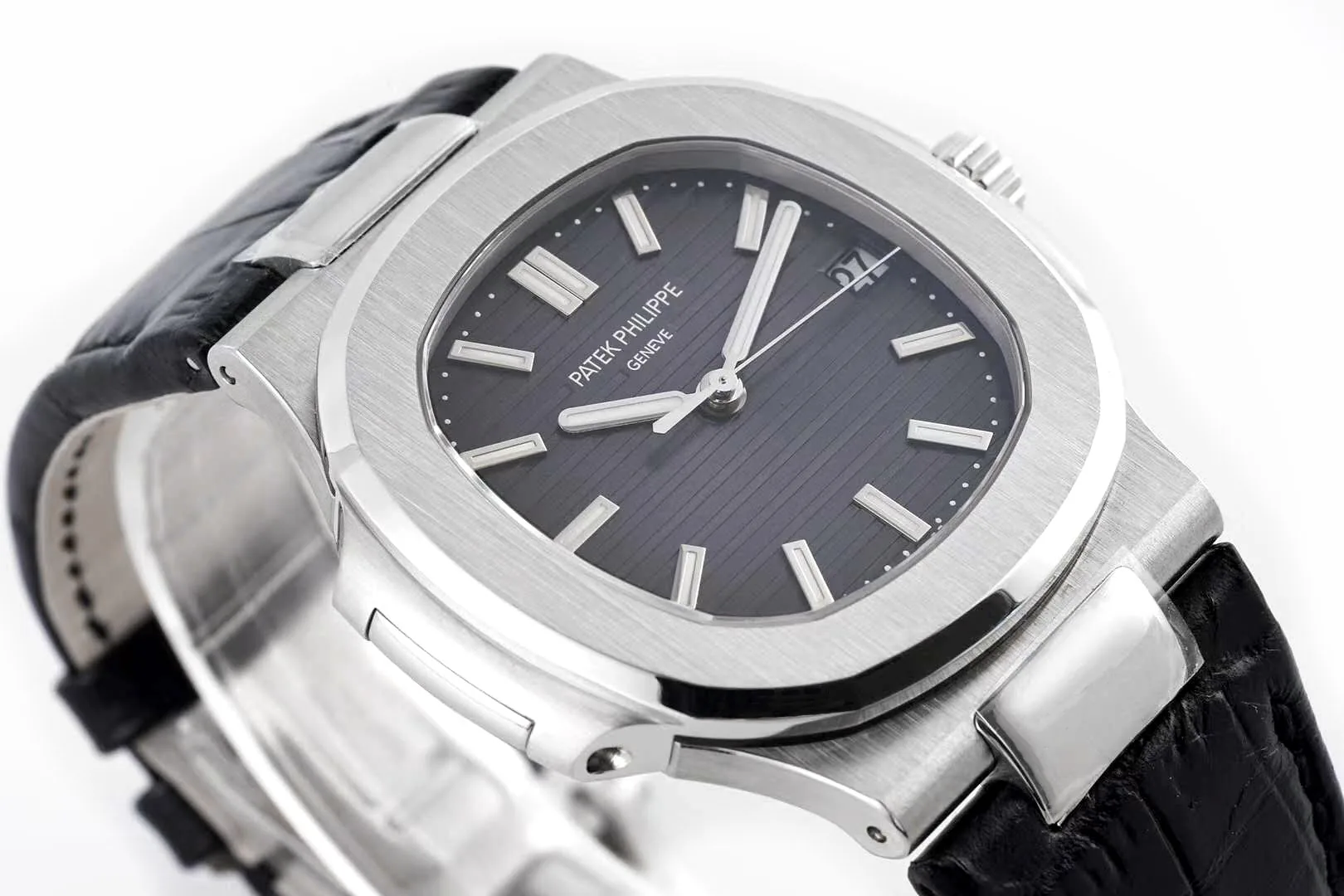 Nautilus Jumbo 5711 quadrante grigio in acciaio con cinturino in pelle nero - immagine 10