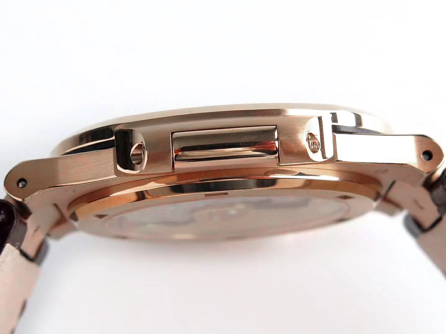 Nautilus Jumbo 5711 cadran blanc en or rose avec bracelet en cuir marron – Image 9
