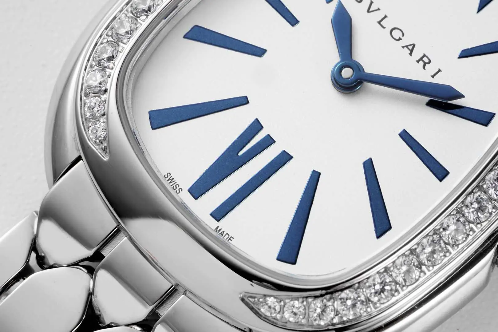 Serpenti Seduttori Watch Ref: 103148 White Dial - Image 3