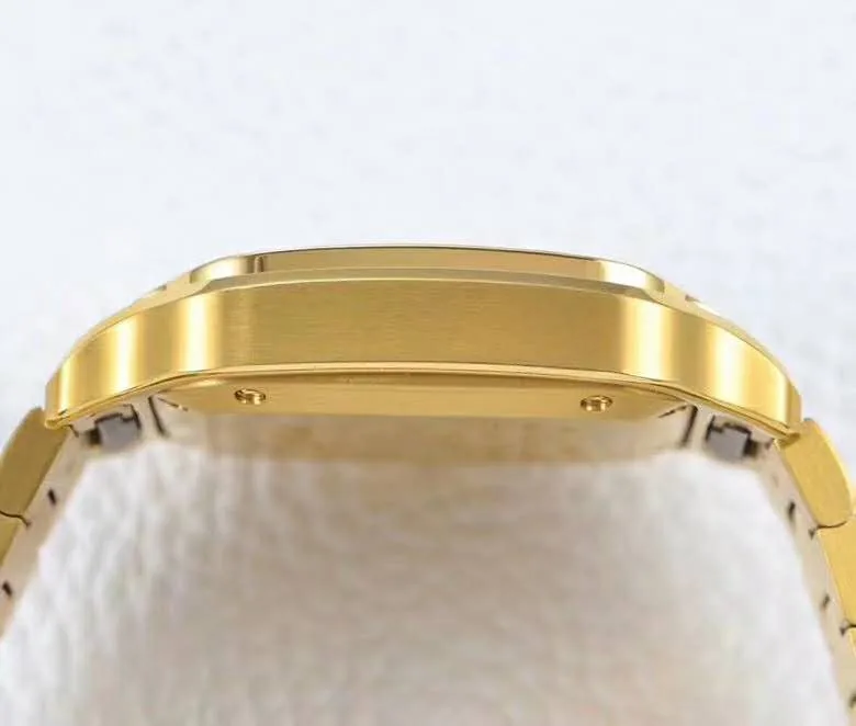 Santos de Cartier White Dial with Diamond Bezel in Yellow Gold - Image 9