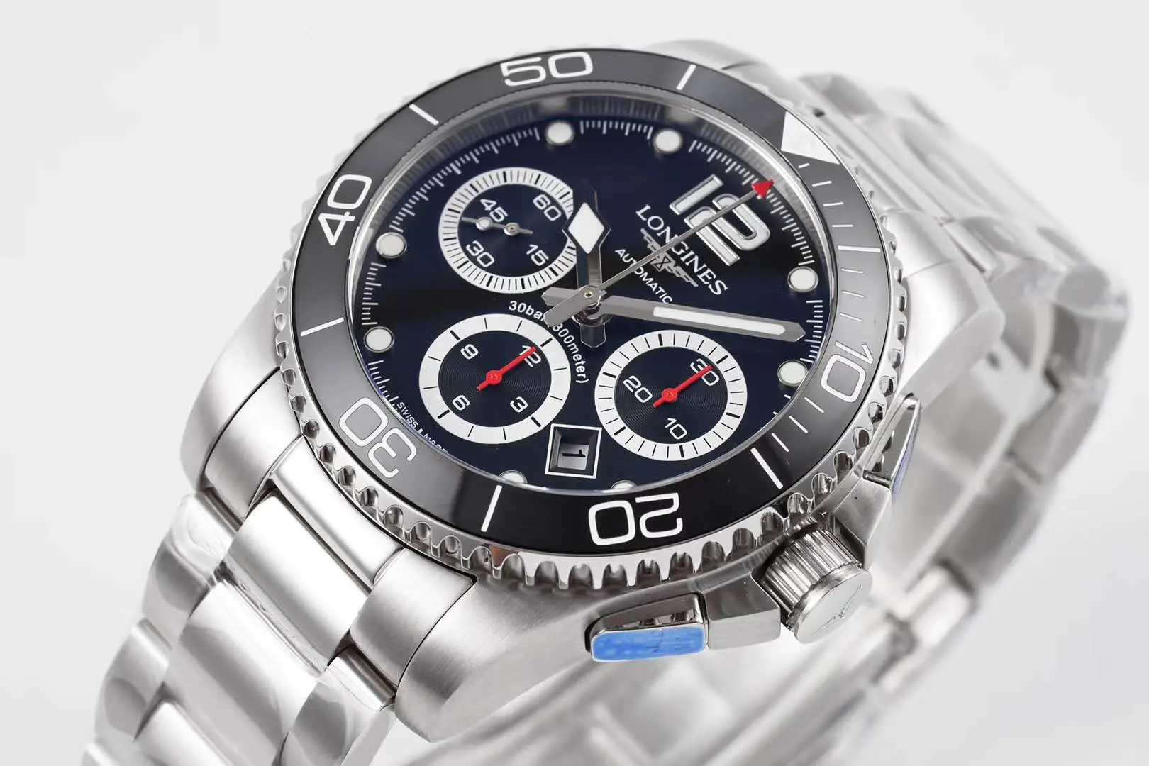 Hydroconquest Black Dial on Bracelet - Image 3