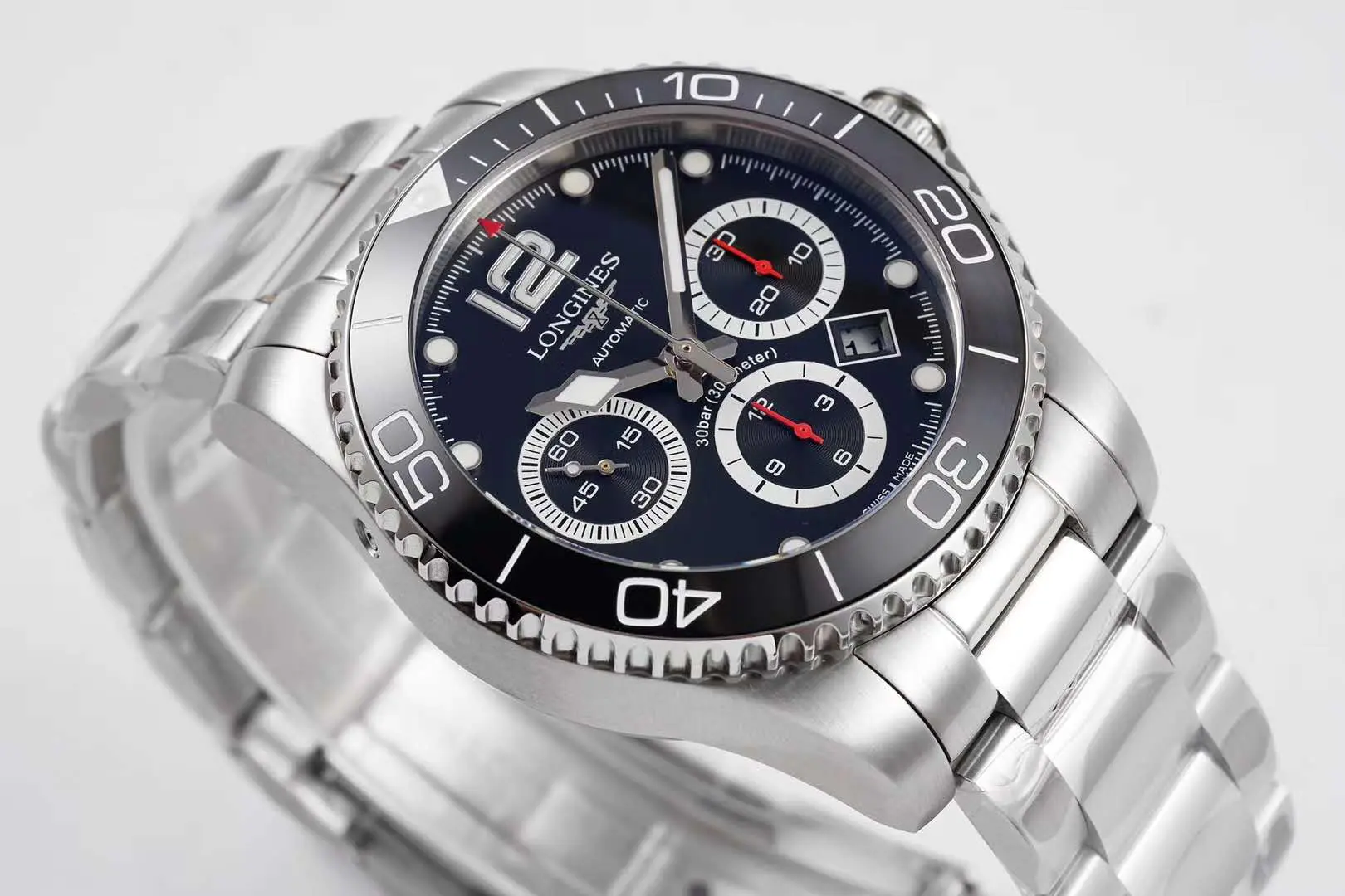 Hydroconquest Black Dial on Bracelet - Image 4