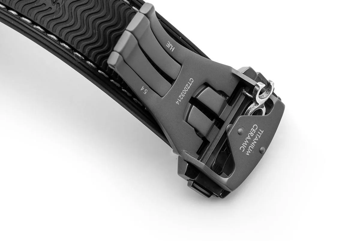 Seamaster Planet Ocean GMT “Deep Black” ceramica total black - immagine 5