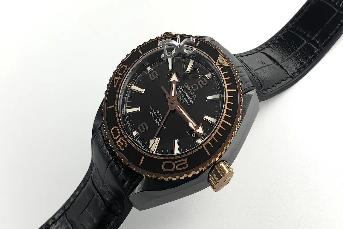Seamaster Planet Ocean GMT “Deep Black” Gold Ceramic - Image 3