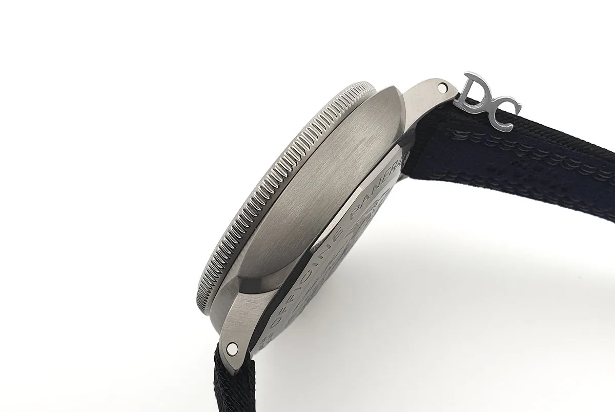 PAM984 Submersible Mike Horn Edition – Image 8
