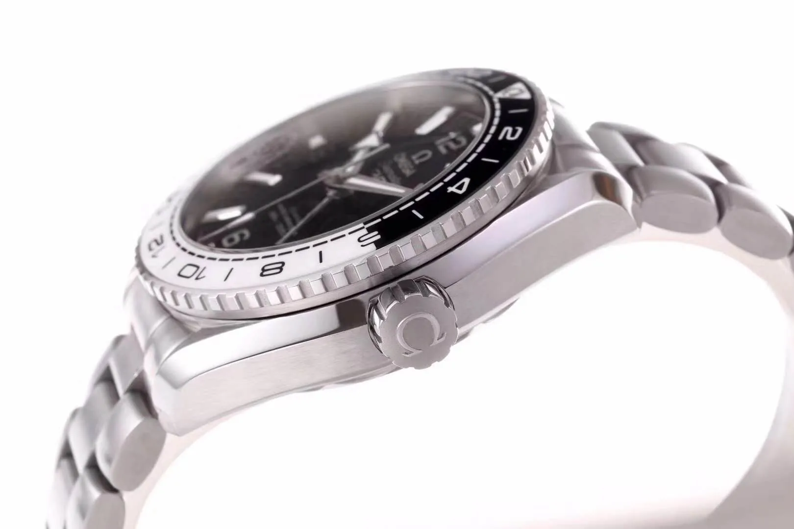 Seamaster Planet Ocean 600M Co-Axial Master Chronometer GMT 43.5mm „Tai Chi“ – Bild 8