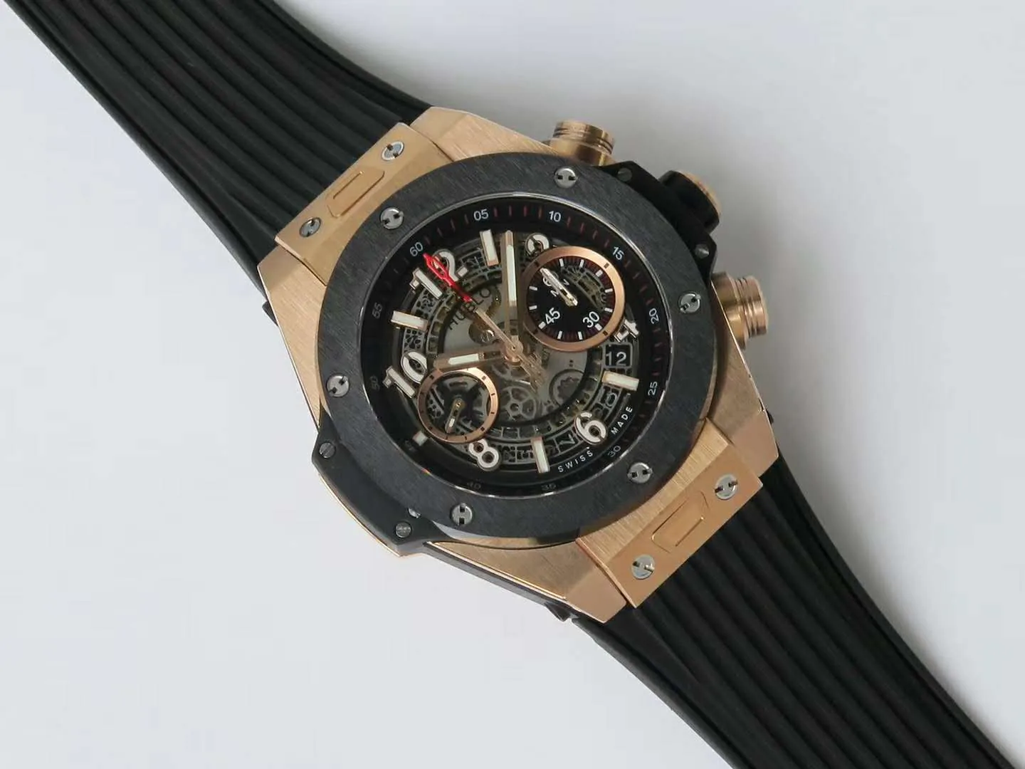 Big Bang Unico King Gold Keramik – Bild 3