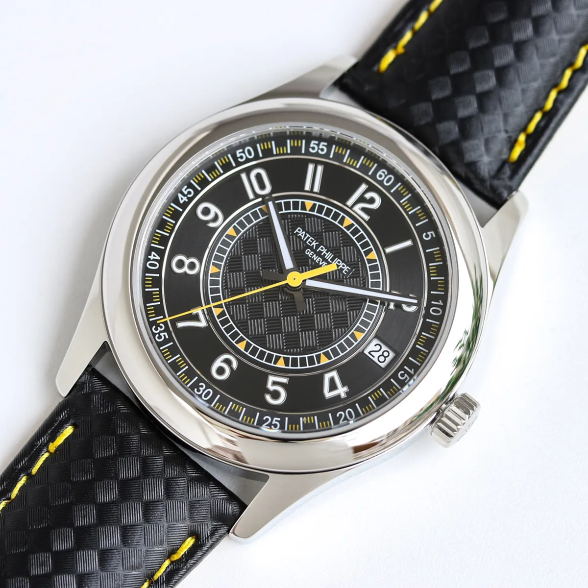 Calatrava 6007G-001 cadran noir jaune en or blanc – Image 3