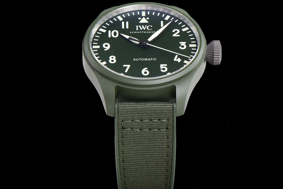 Big Pilot’s Watch 43 IW329802 Top Gun Edition Woodland am Camouflage-Armband – Bild 9