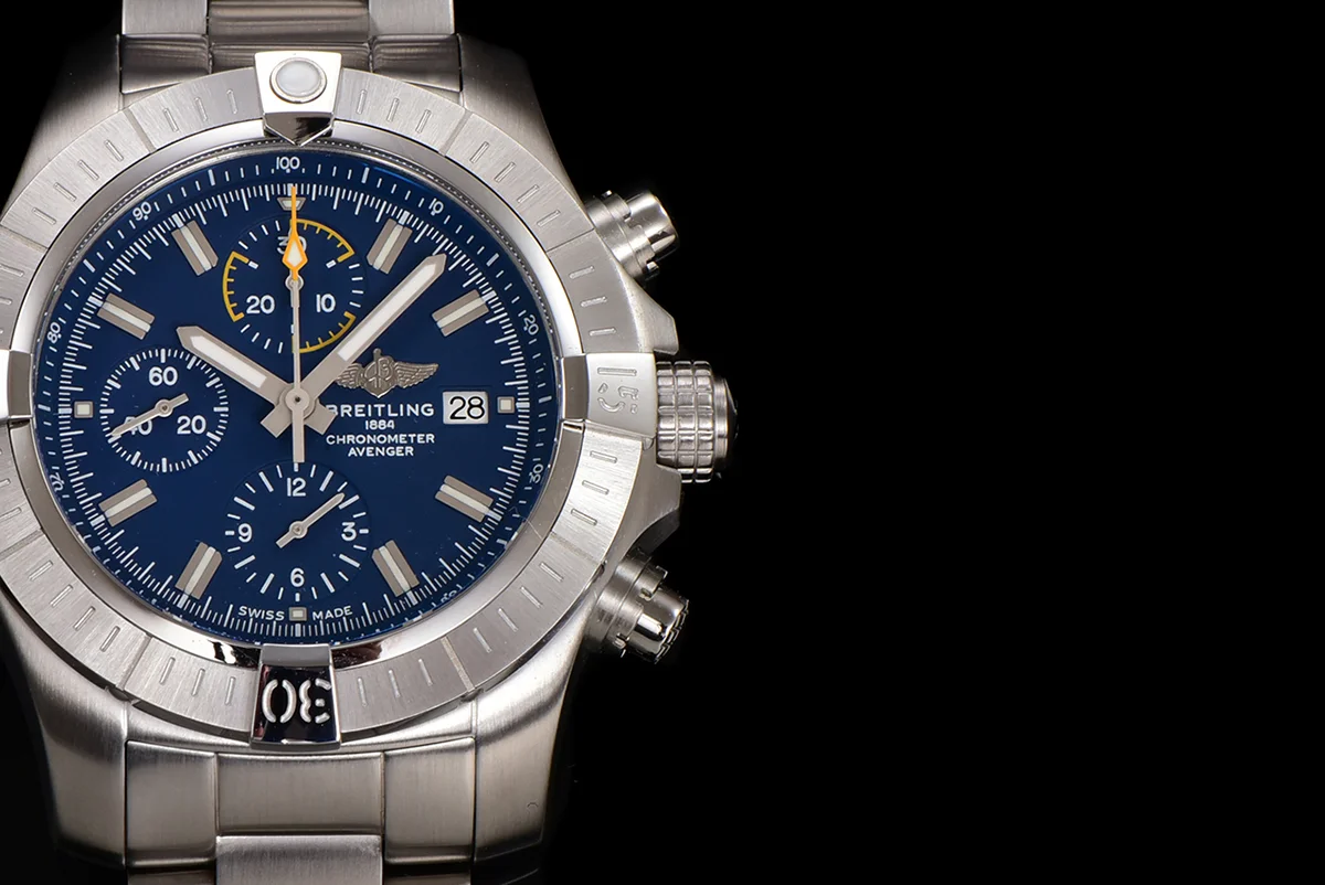 Avenger Chronograph 45 Blue Dial on Steel Ref. A13317101C1A1