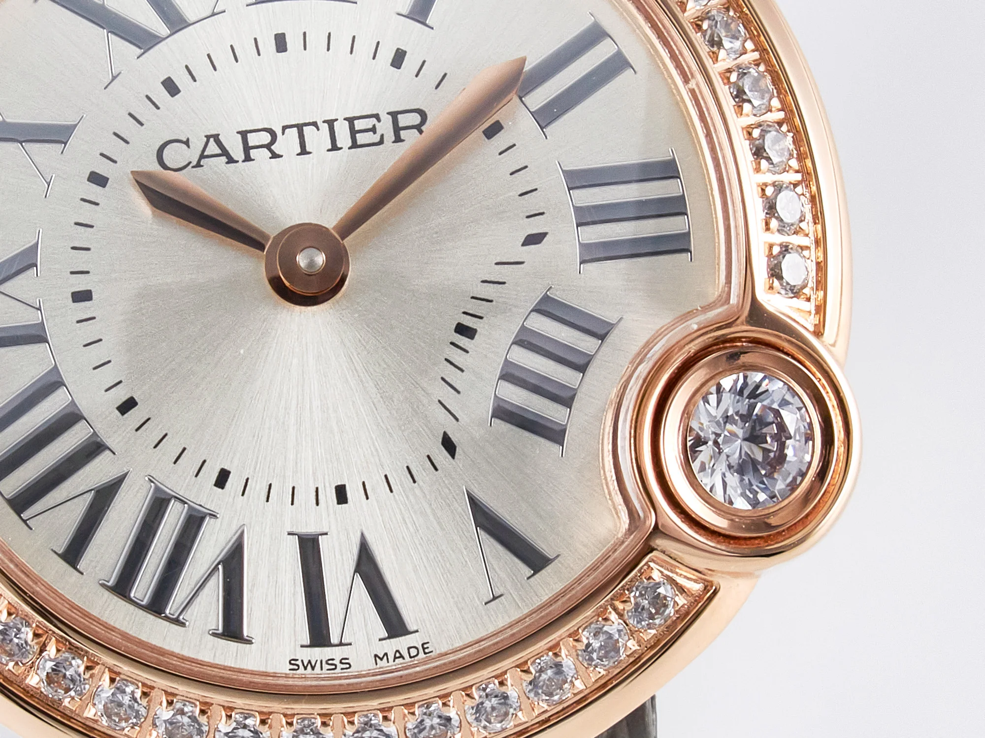 Ballon Blanc De Cartier 30mm RG DRF 1:1 Best Edition Silvered Texture Dial Diamonds Bezel on Green Leather Strap Ronda Quartz
