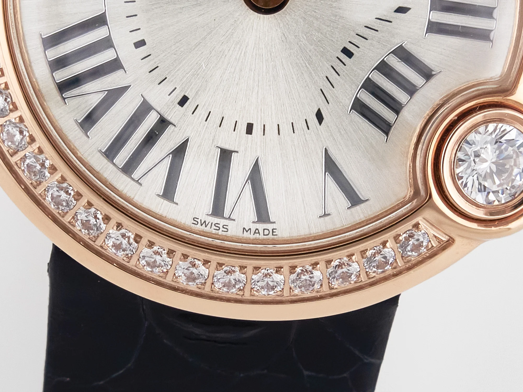 Ballon Blanc De Cartier 30mm RG DRF 1:1 Best Edition Silvered Texture Dial Diamonds Bezel on Black Leather Strap Ronda Quartz