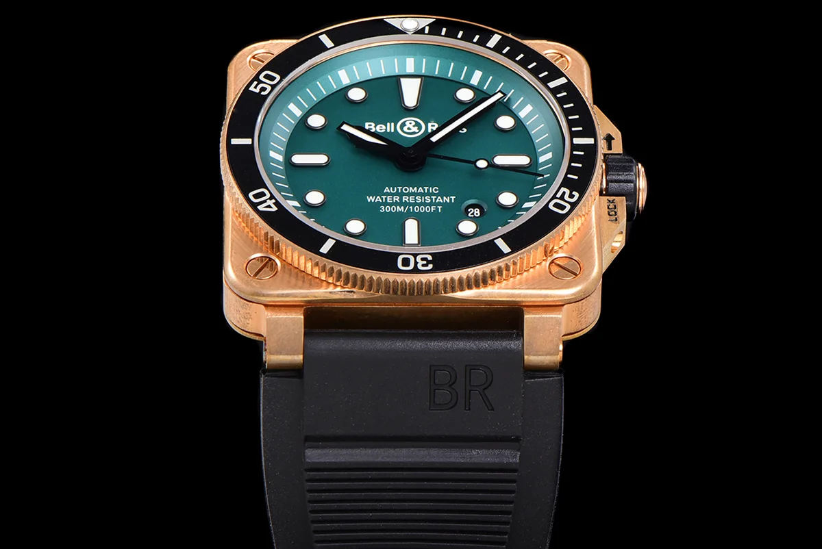 BR 03-92 Diver Black & Green Bronze