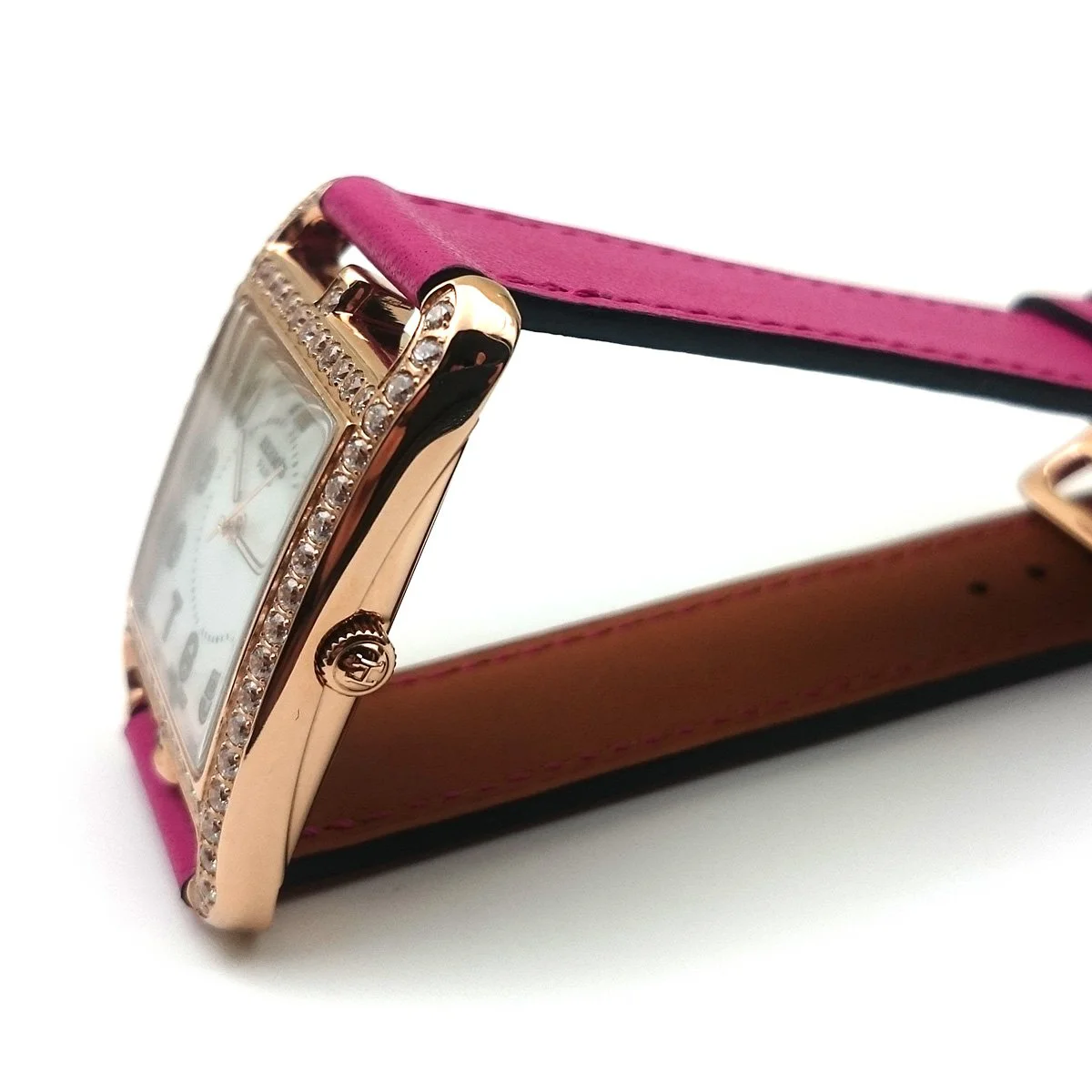 Cape Cod GM Quartz Rose Gold with Diamond Bezel on Pink Fjord Leather Strap