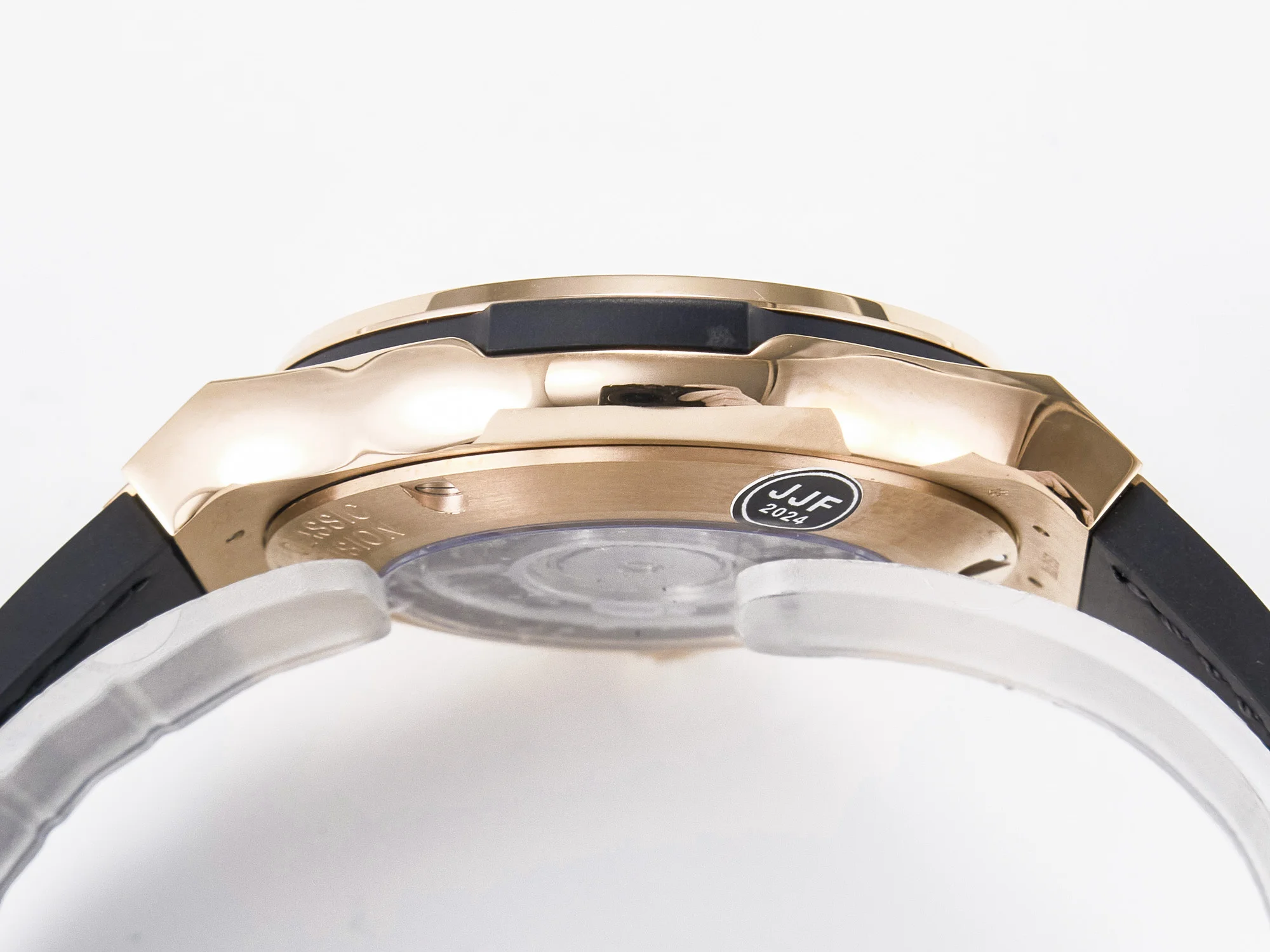 Classic Fusion 38mm RG JJF 1:1 Best Edition White Dial on Black Gummy Leather Strap
