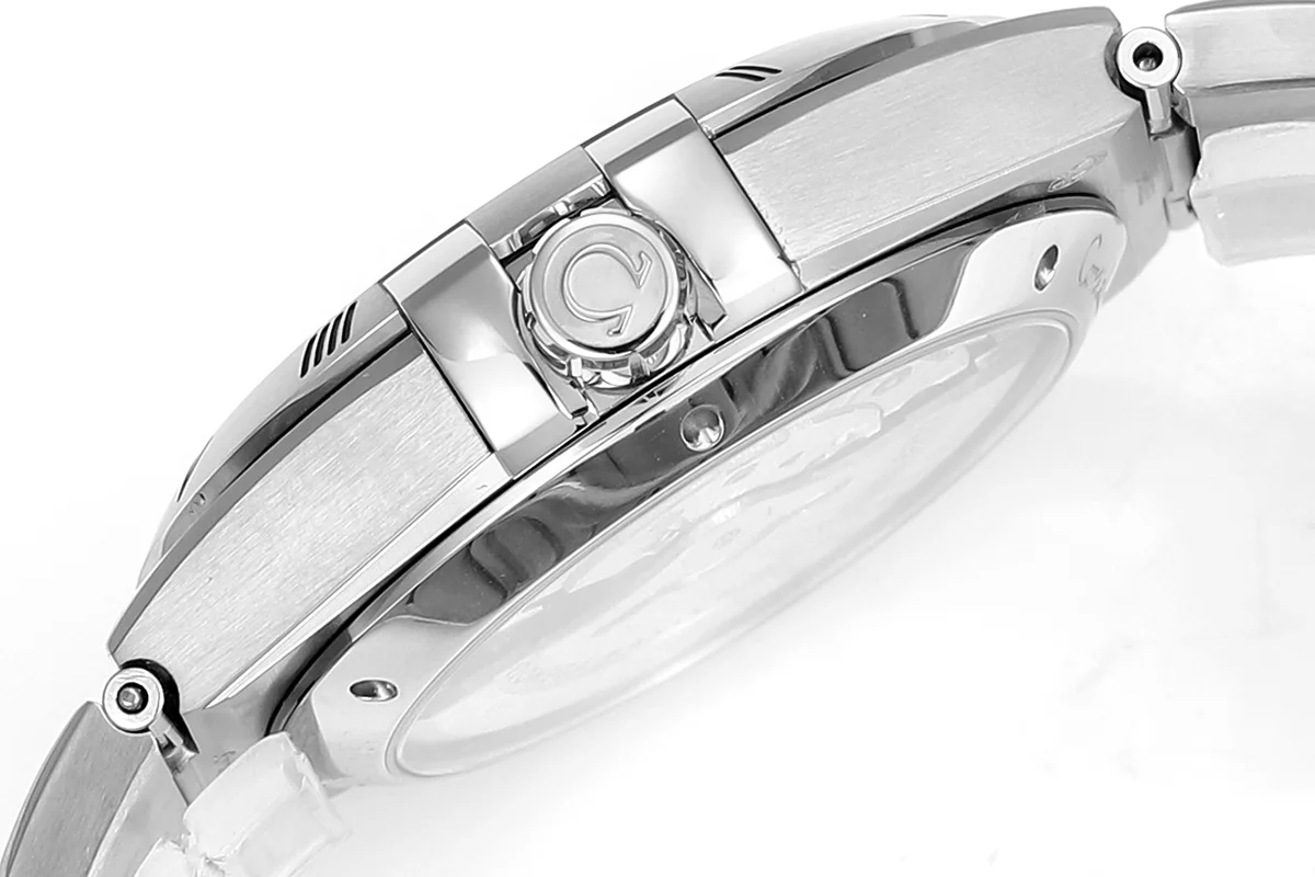 Constellation Co-Axial Master Chronometer 41mm Meteorite Dial on Bracelet