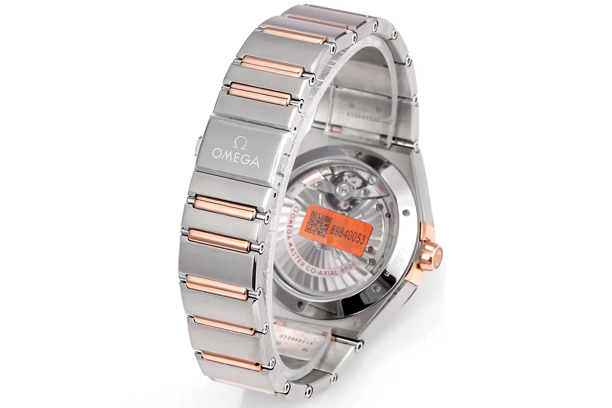 Constellation Co-Axial Master Chronometer Sedna™ Gold 41mm Burgundy Dial with Ceramic Bezel on Bracelet