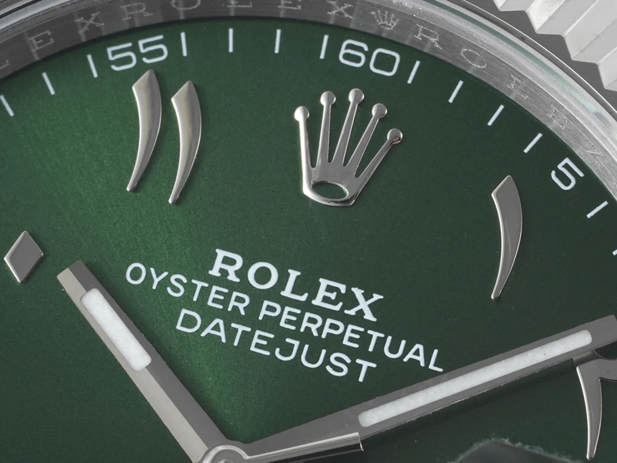 Datejust 41 126300 Green Dial with Arabic Numerals in Steel