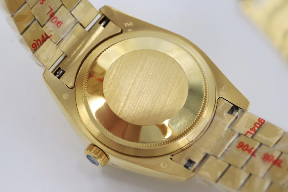 Daydate 36 128238 Malachite Diamond Marker Dial in Yellow Gold