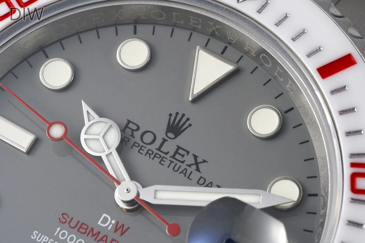 DIW Submariner Glacial Grey Dial