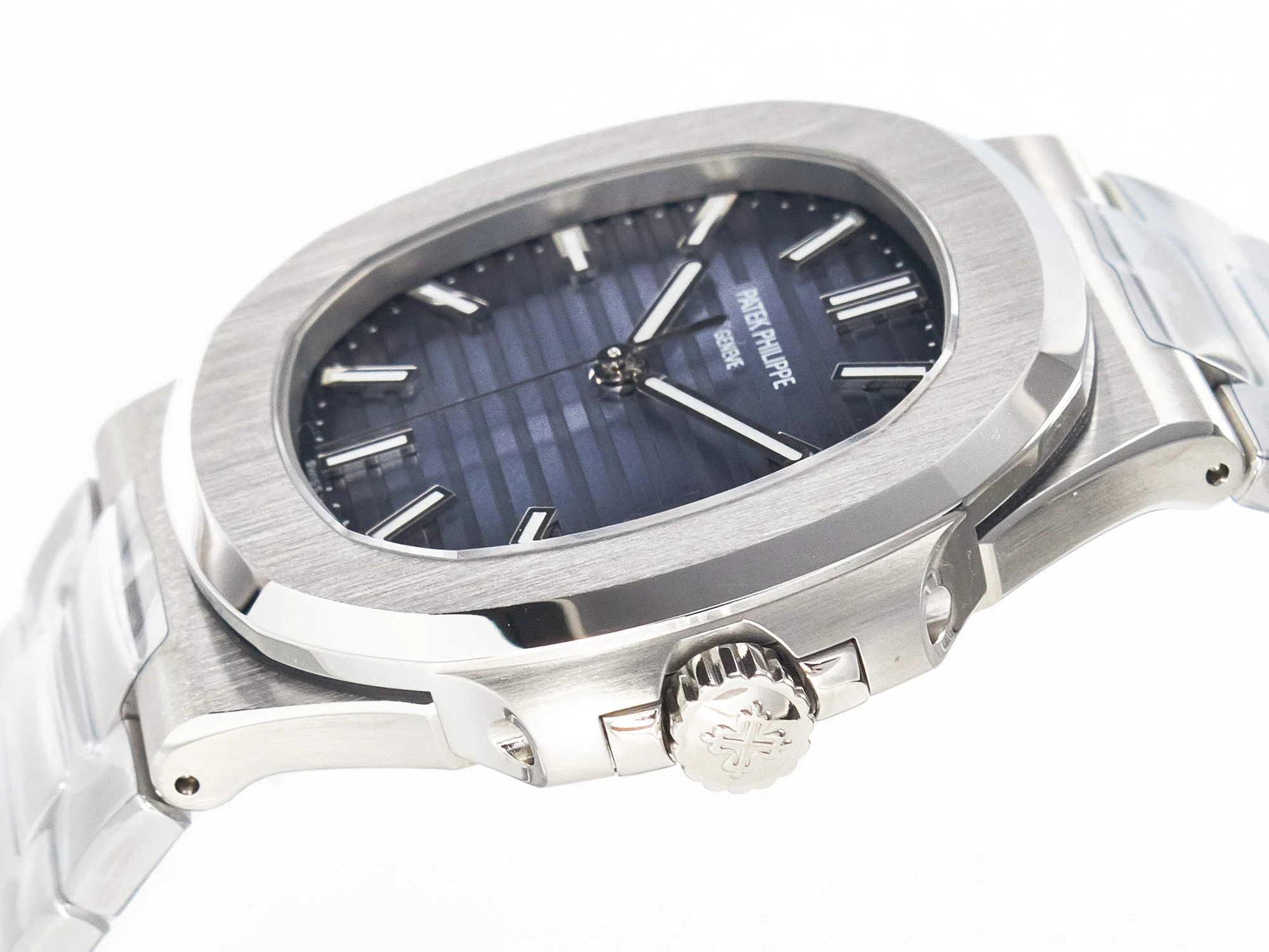 Nautilus 5711/1A-010 3KF 1:1 Best Edition Blue Textured Dial on SS Bracelet A324 Super Clone