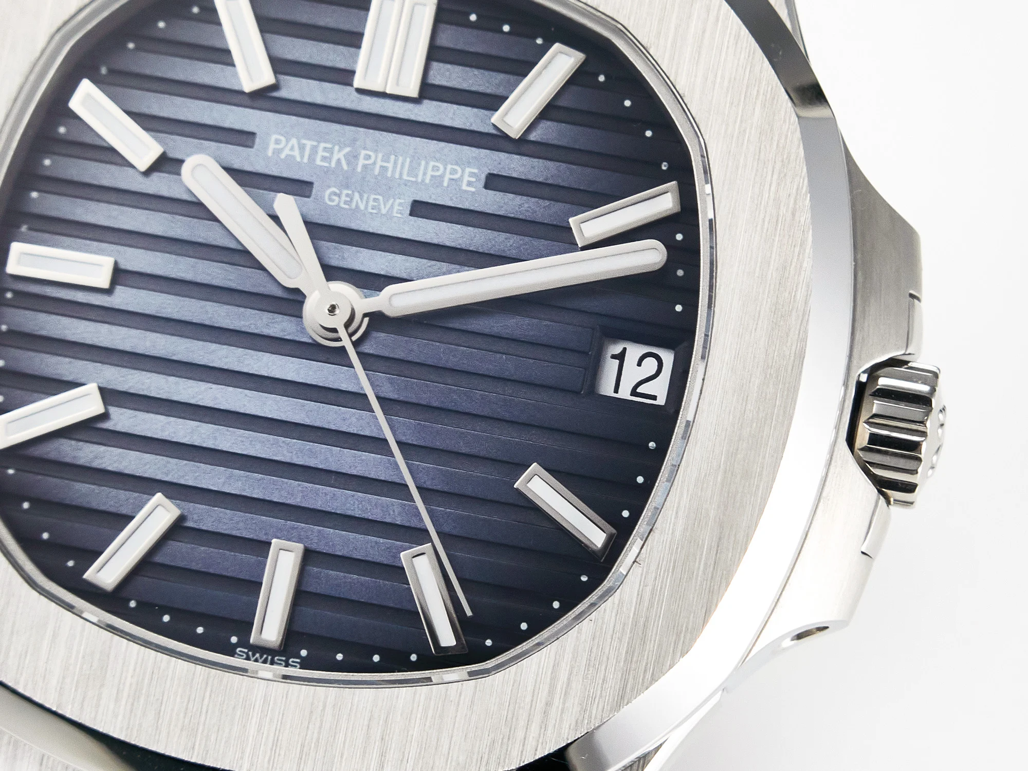 Nautilus 5711/1A-010 3KF 1:1 Best Edition Blue Textured Dial on SS Bracelet A324 Super Clone