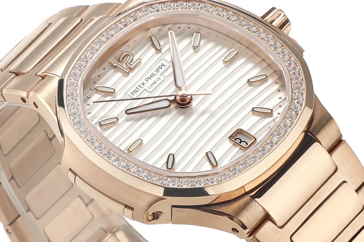 Nautilus 7118/1200R-001 White Dial