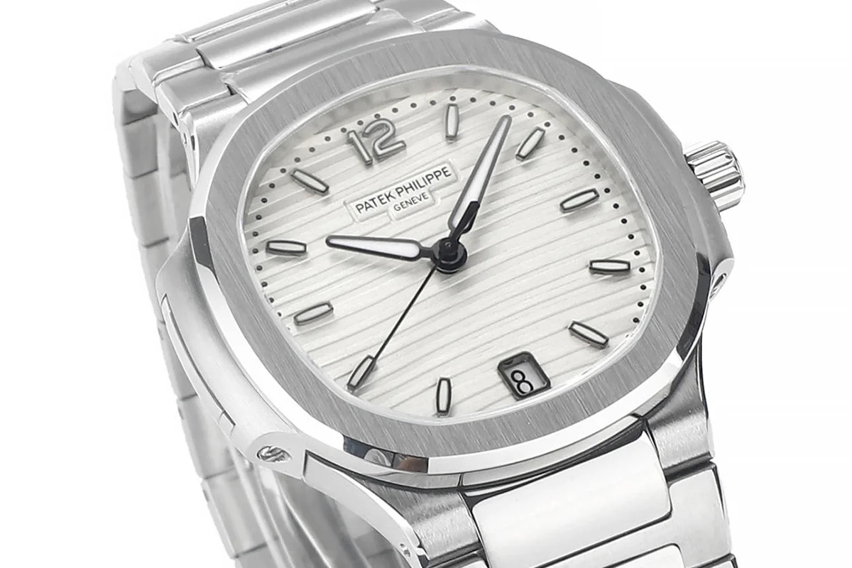 Nautilus 7118/1A-010 White Dial