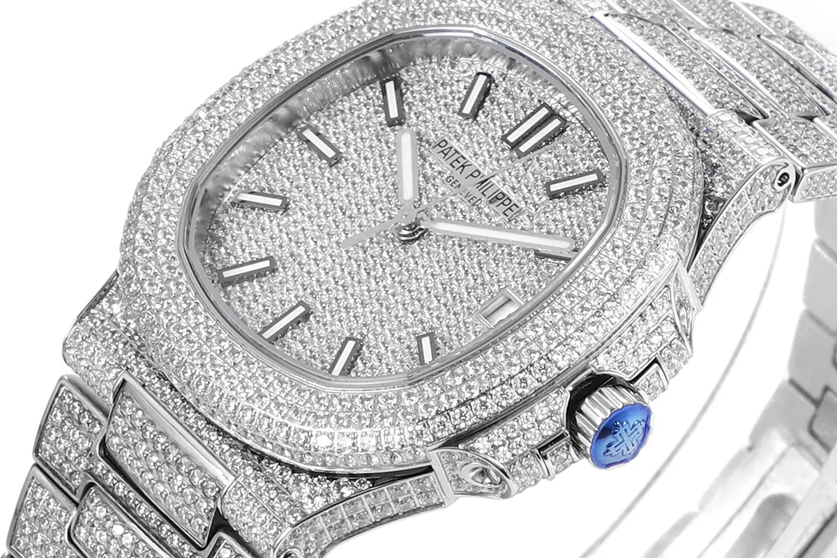Nautilus Jumbo 5711 Diamond Dial with Diamond Bezel with Paved Diamonds in White Gold