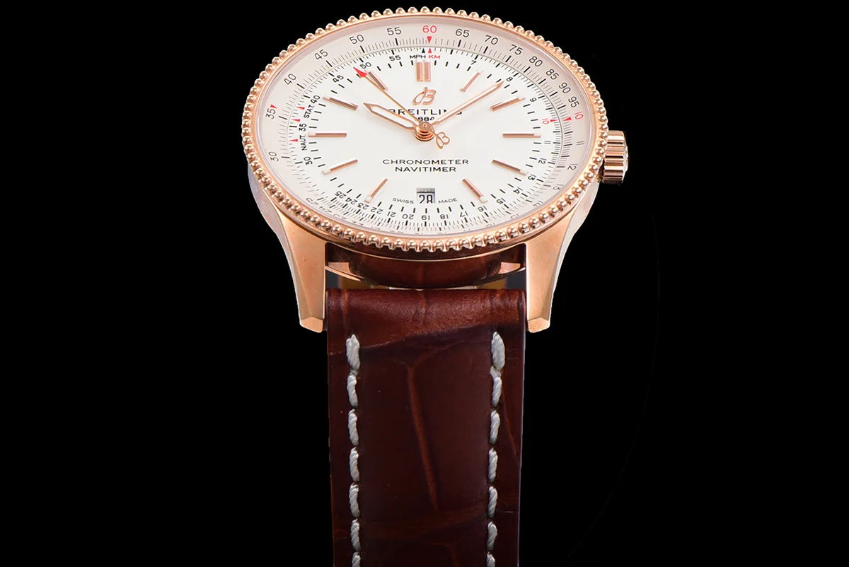Navitimer Automatic 41 White Dial in Rose Gold