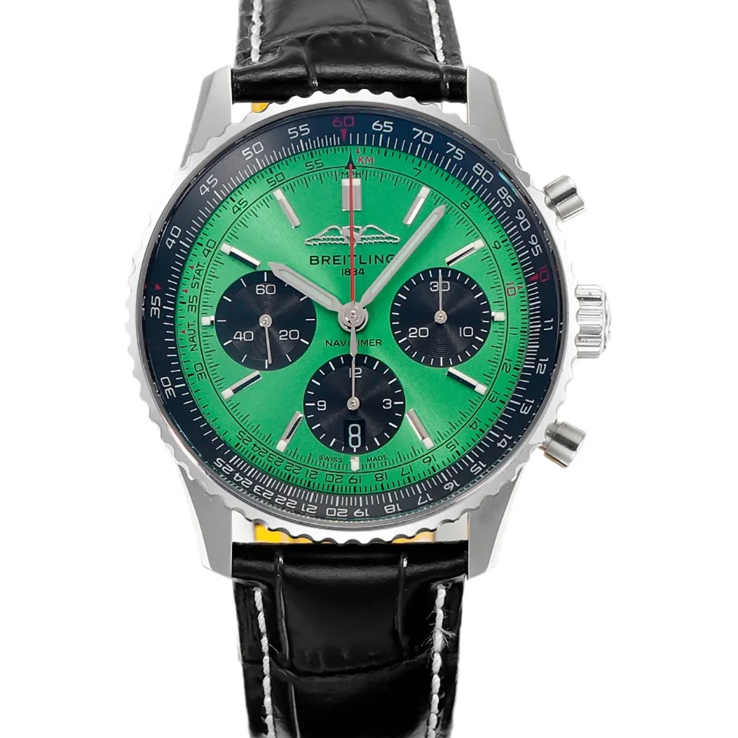 Navitimer B01 Chronograph 43 Green Dial in Steel on Leather Strap Ref. AB0138241L1P1