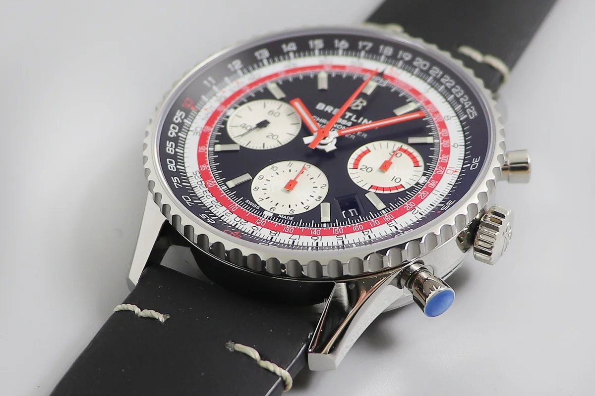 Navitimer B01 Chronograph 43 SwissAir Ref. AB01211B1B1X2