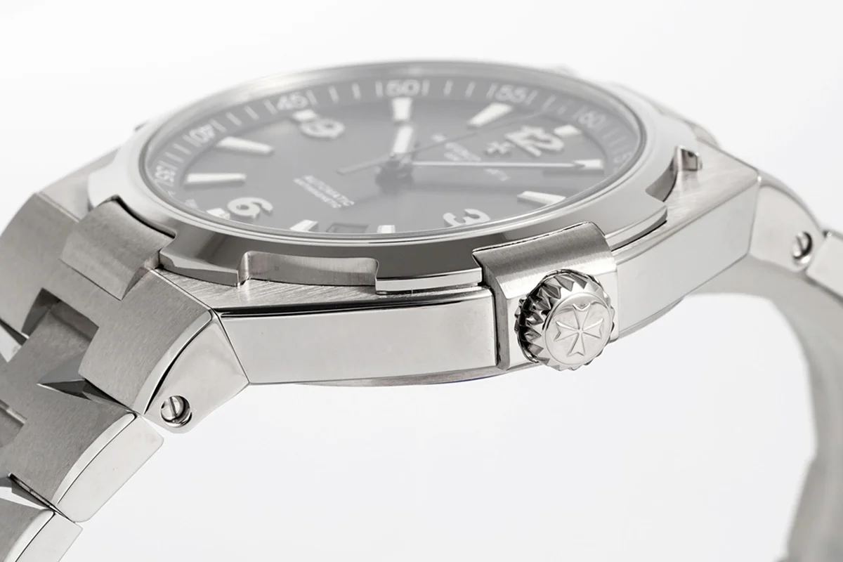 Overseas Automatic 47040 Grey Dial in Steel