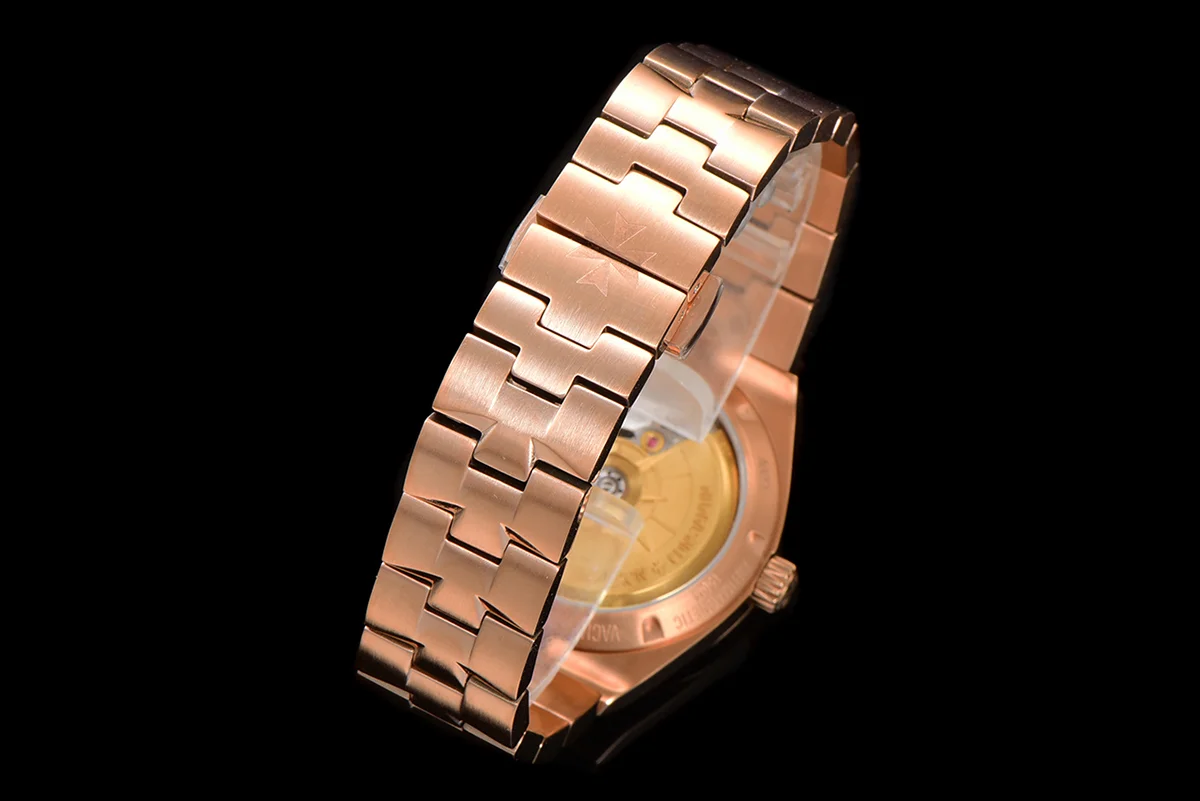 Overseas Blue Dial Ref. 4205 35mm in Rose Gold