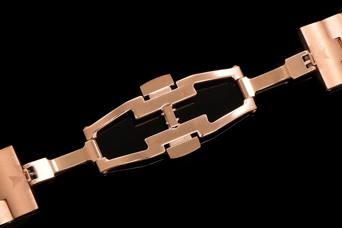 Overseas Blue Dial Ref. 4205 35mm in Rose Gold
