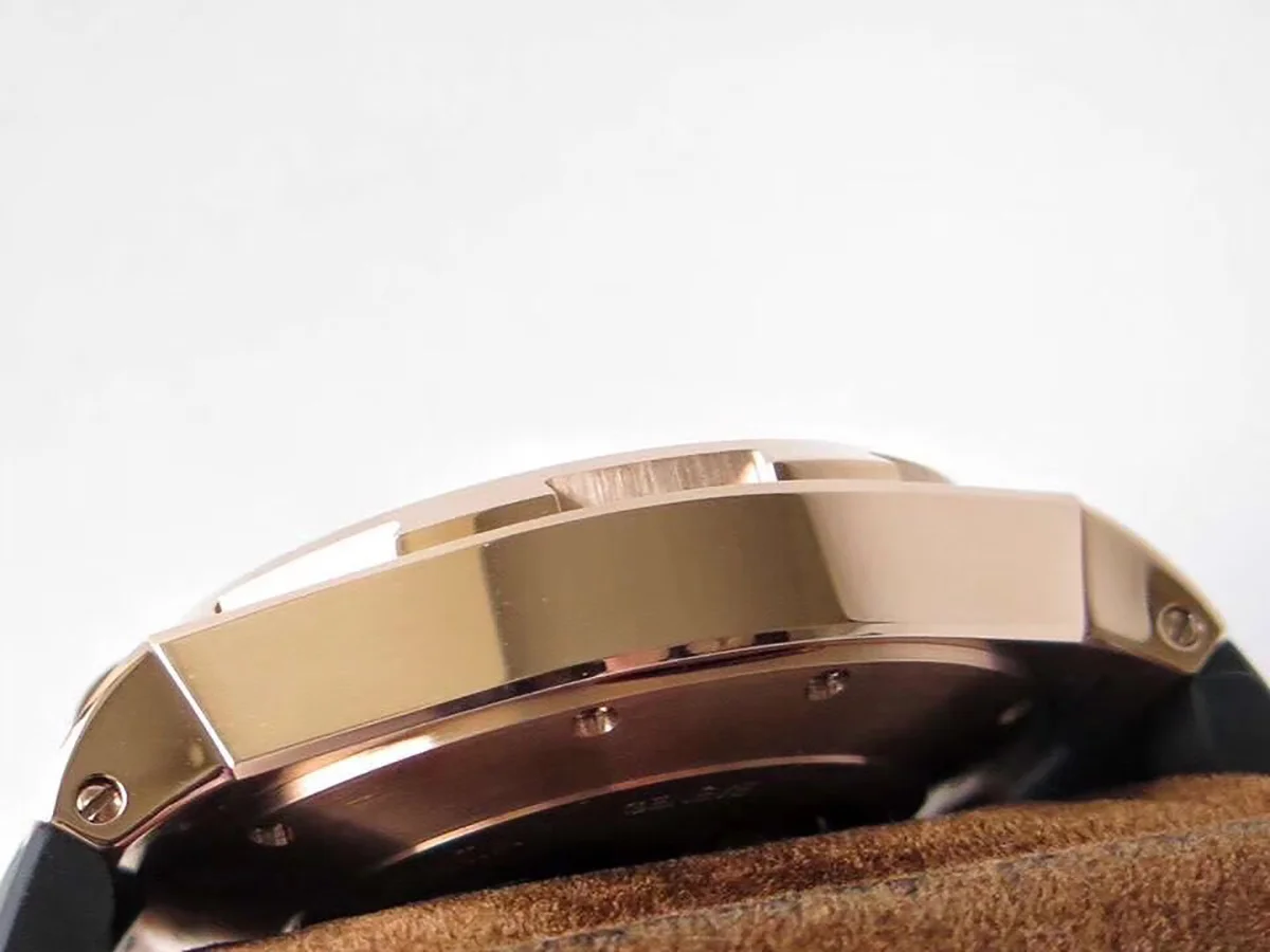 Overseas Dual Time Black Dial in Rose Gold on Rubber Strap