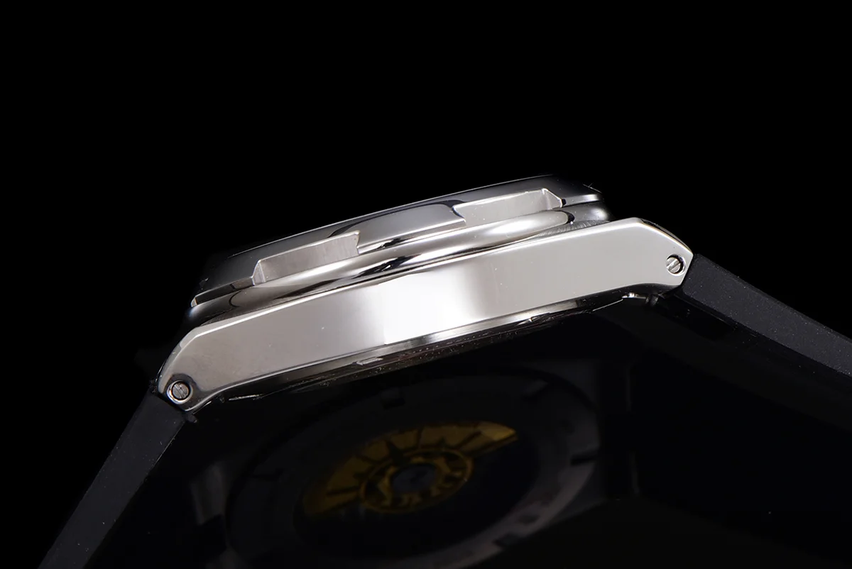 Overseas Dual Time Black Dial in Steel Ref. 7900V/110A-B546 on Rubber Strap