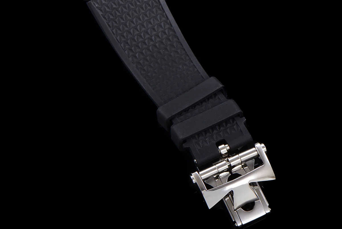 Overseas Dual Time Black Dial in Steel Ref. 7900V/110A-B546 on Rubber Strap