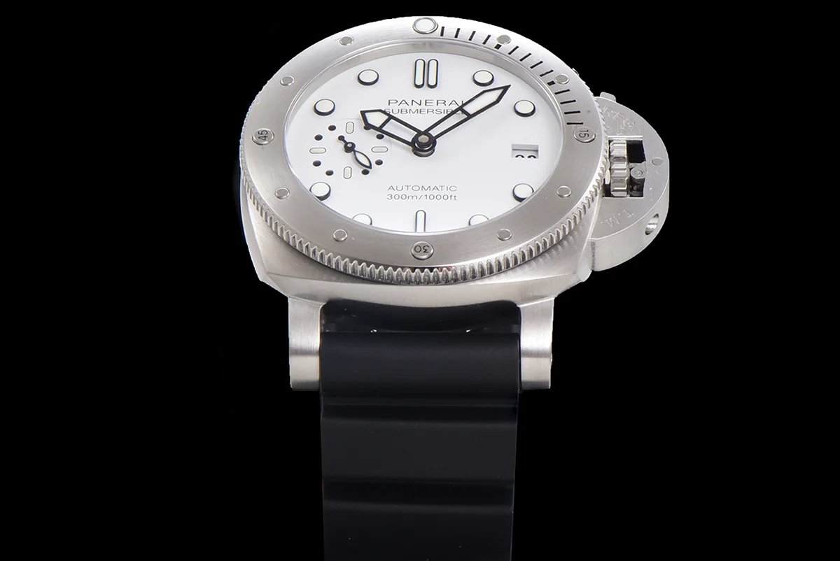 PAM2223 Submersible Bianco 42mm