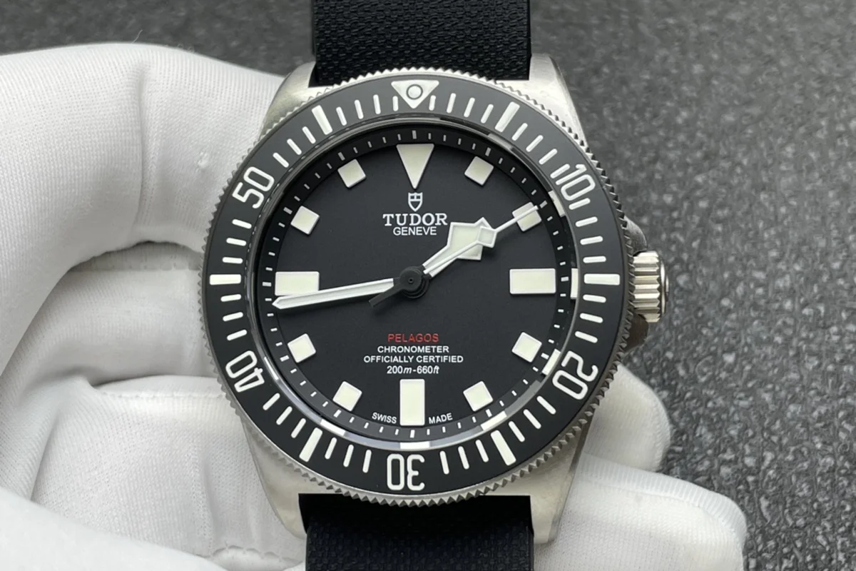 Pelagos FXD Black Dial Ref. M25717N-0001