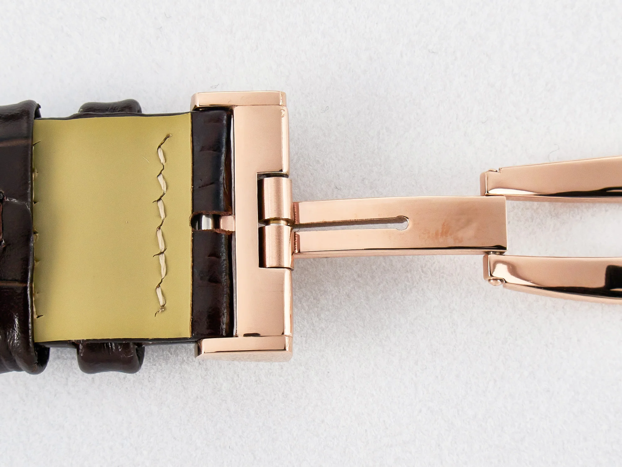 Reverso Tribute Duoface Small Seconds RG MGF Best Edition White Spray Paint Dial on Black Leather Strap A854A