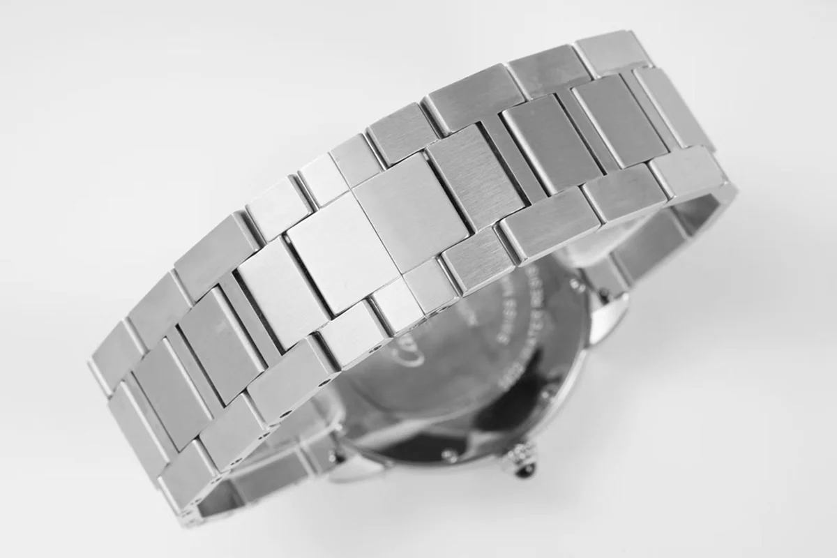 Ronde Solo de Cartier 42mm Automatic Blue Dial in Steel Ref. WSRN0023