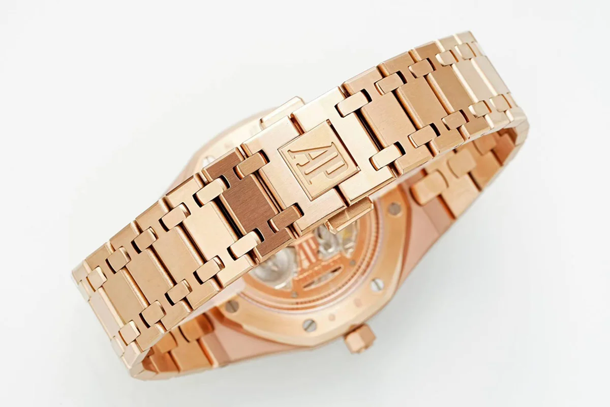 Royal Oak 15202 White Dial in Rose Gold