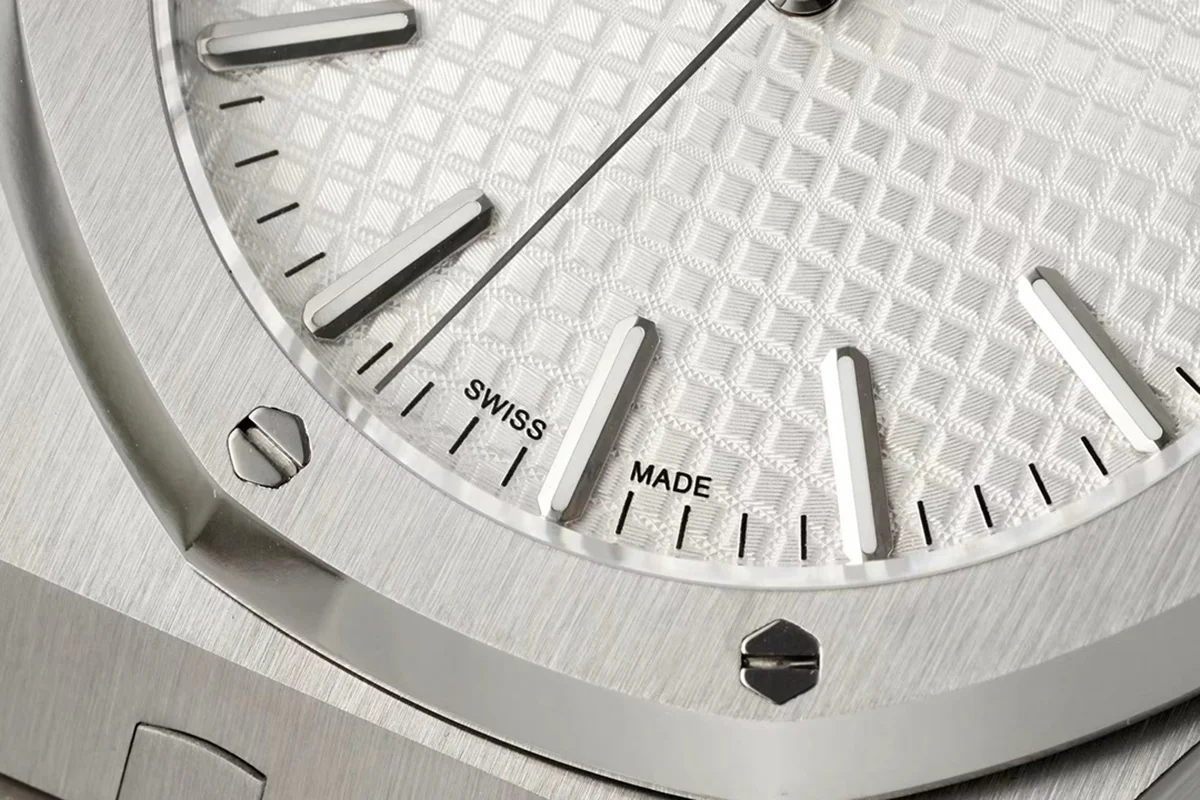 Royal Oak 15202 White Dial in Steel
