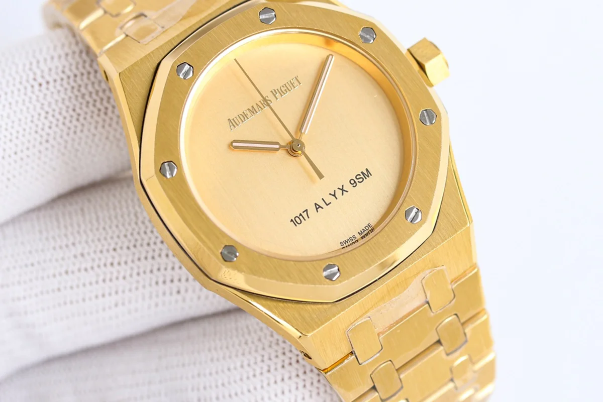 Royal Oak 15550BA Champagne Dial 1017 ALYX 9SM in Yellow Gold
