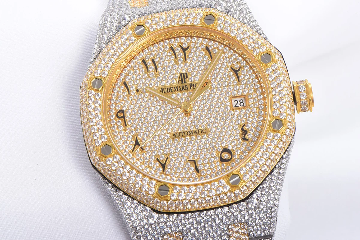 Royal Oak 41mm 15400 Iced Out Steel/Yellow Gold in Arabic Markers