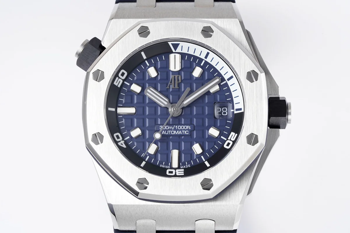 Royal Oak Offshore Diver Steel Blue Dial Ref. 15720ST.OO.A027CA.01